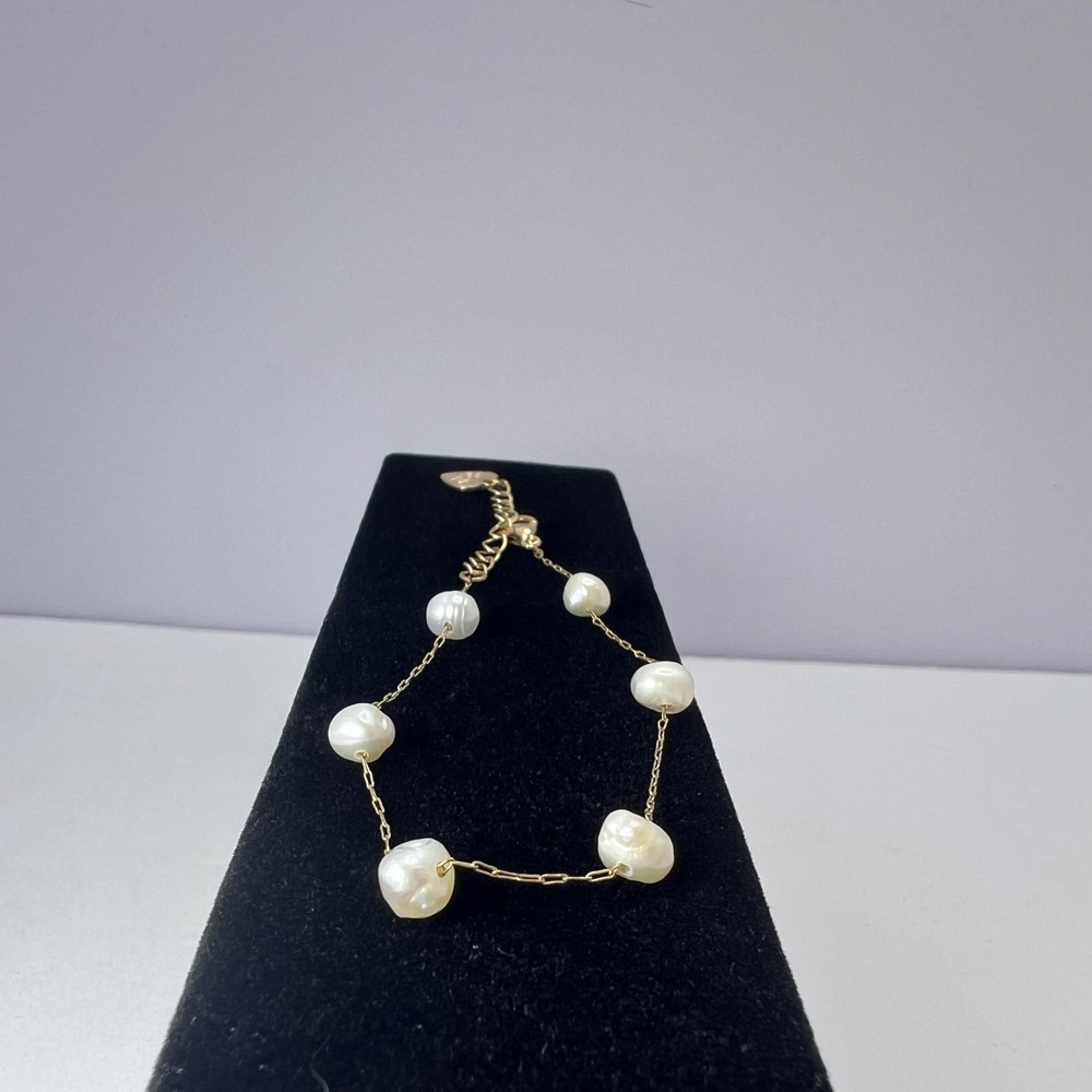Altard State Freshwater Pearl Bracelet Dainty Heart Charm Coquette 6.5-8"